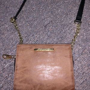✨ STEVE MADDEN CROSSBODY PURSE ✨